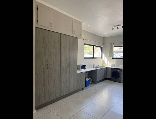 2 BEDROOM APARTMENT RENTED IN MORNINGSIDE